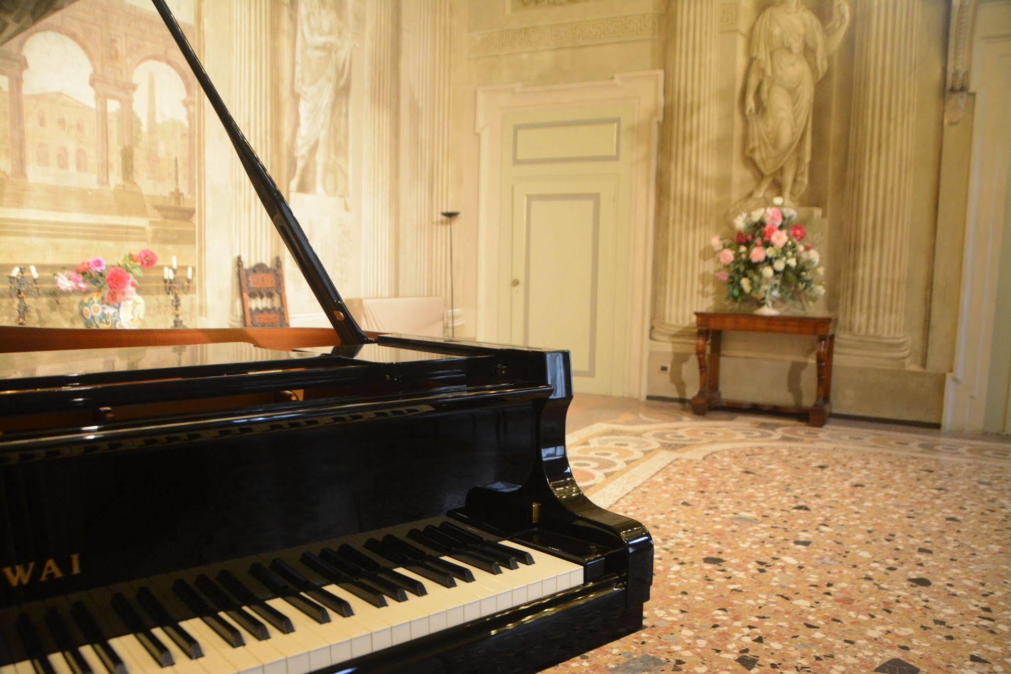 B&B Palazzo Camozzini Bed and breakfast