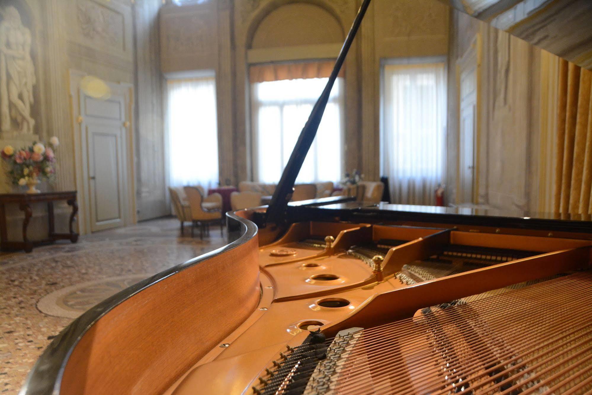 B&B Palazzo Camozzini 3* Verona