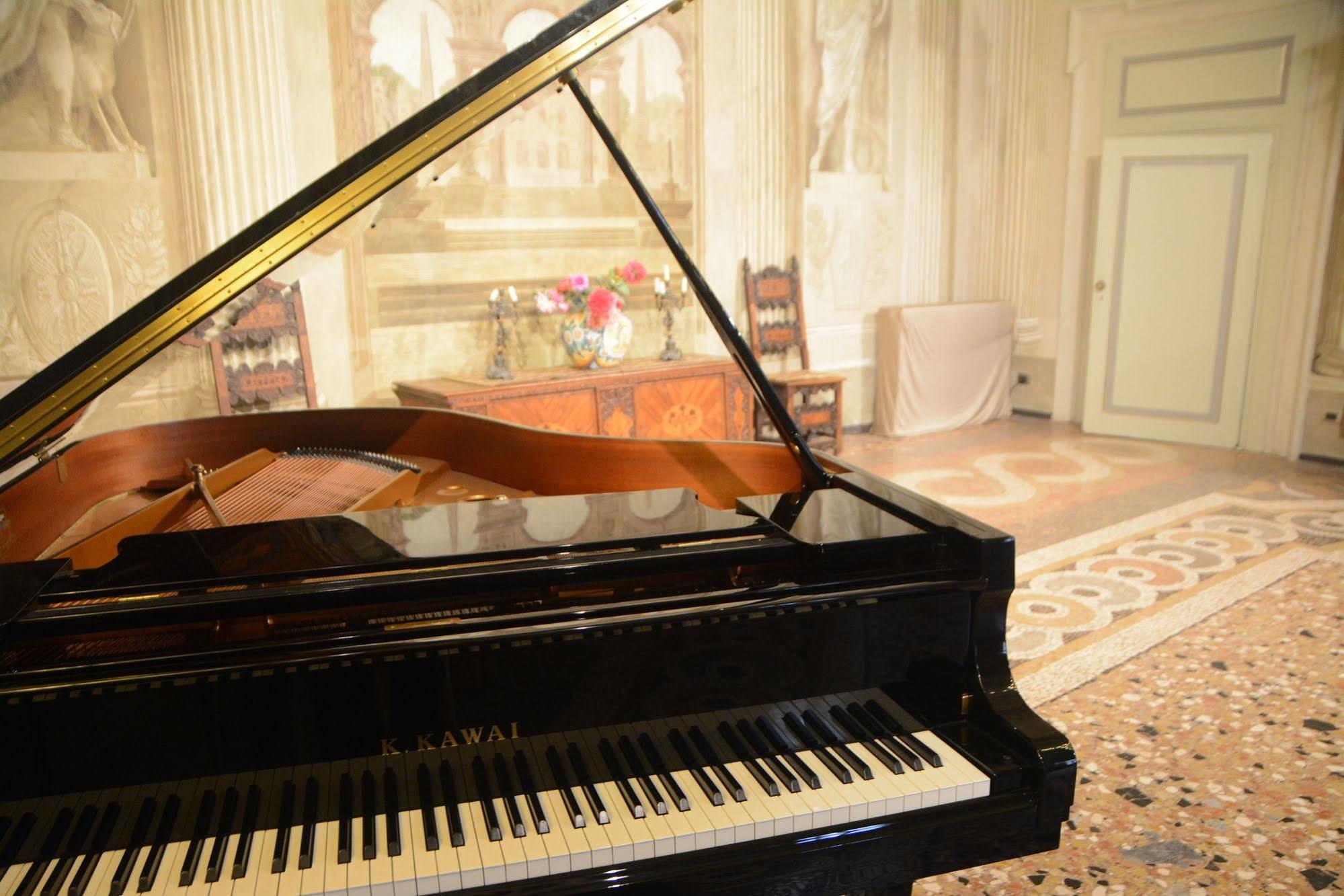 B&B Palazzo Camozzini Bed and breakfast 3*