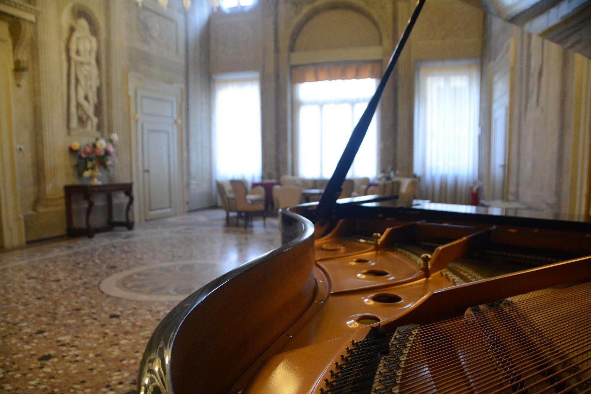 B&B Palazzo Camozzini 3*