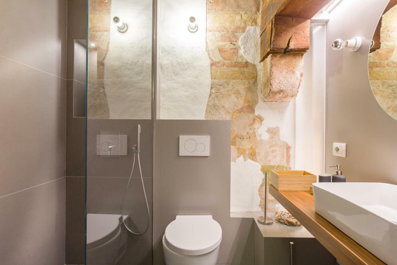 Affresco Apartment *