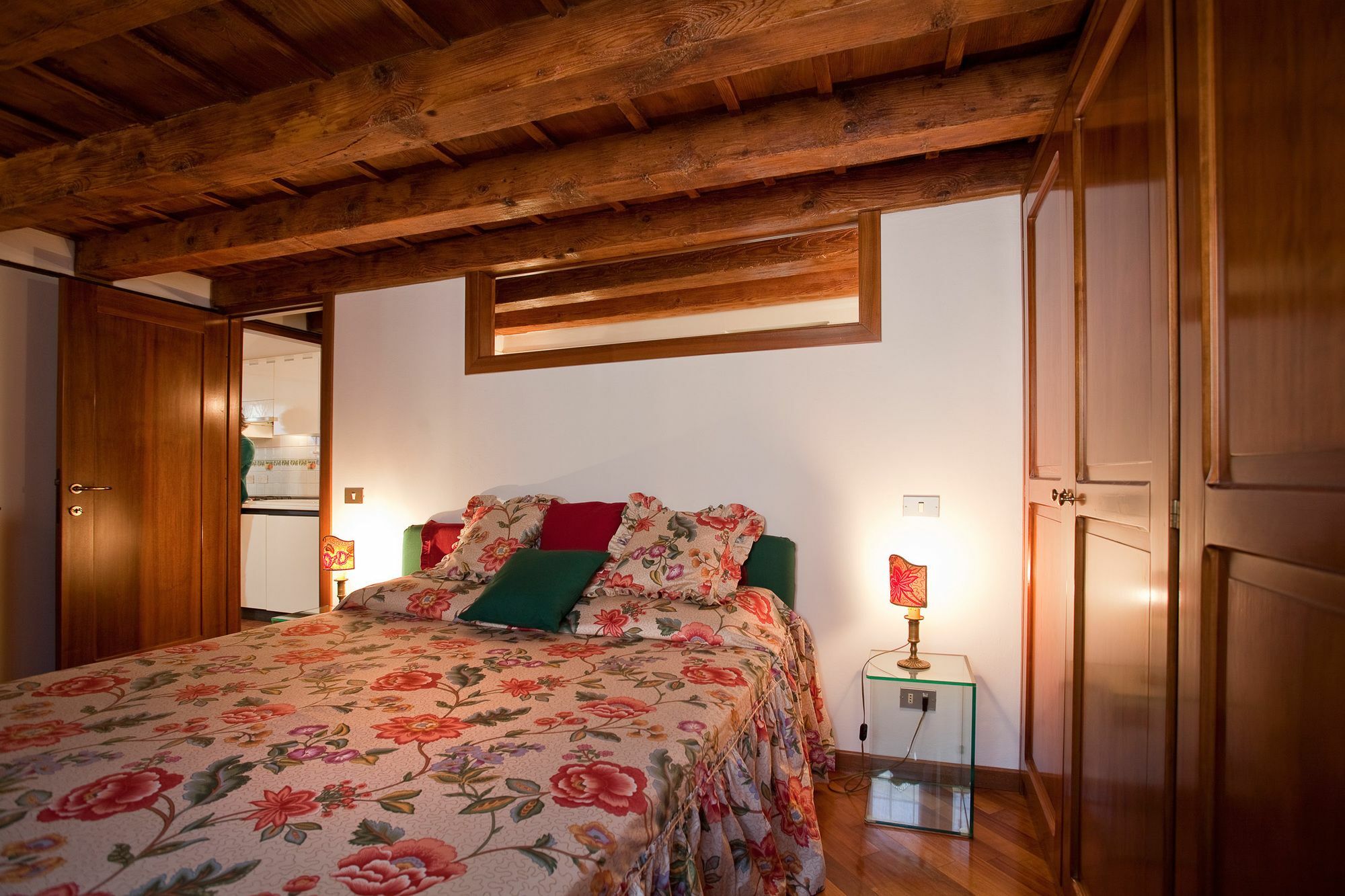 Veronaforent Cadrega Apartamento *