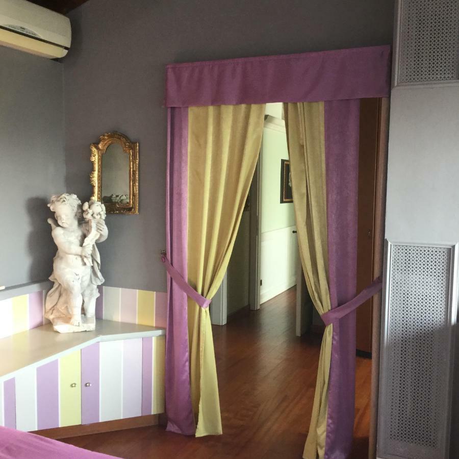 Villa Isidoro Ampio Parco ,piscina Privata, Arte E Giochi , Fitness Verona