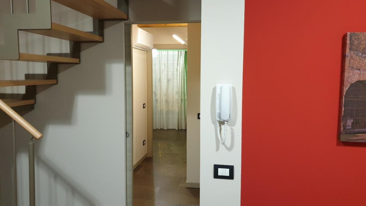 Dimora Rosso San Zeno - Wifi Veloce E Adatto Per Famiglie Apartamento *