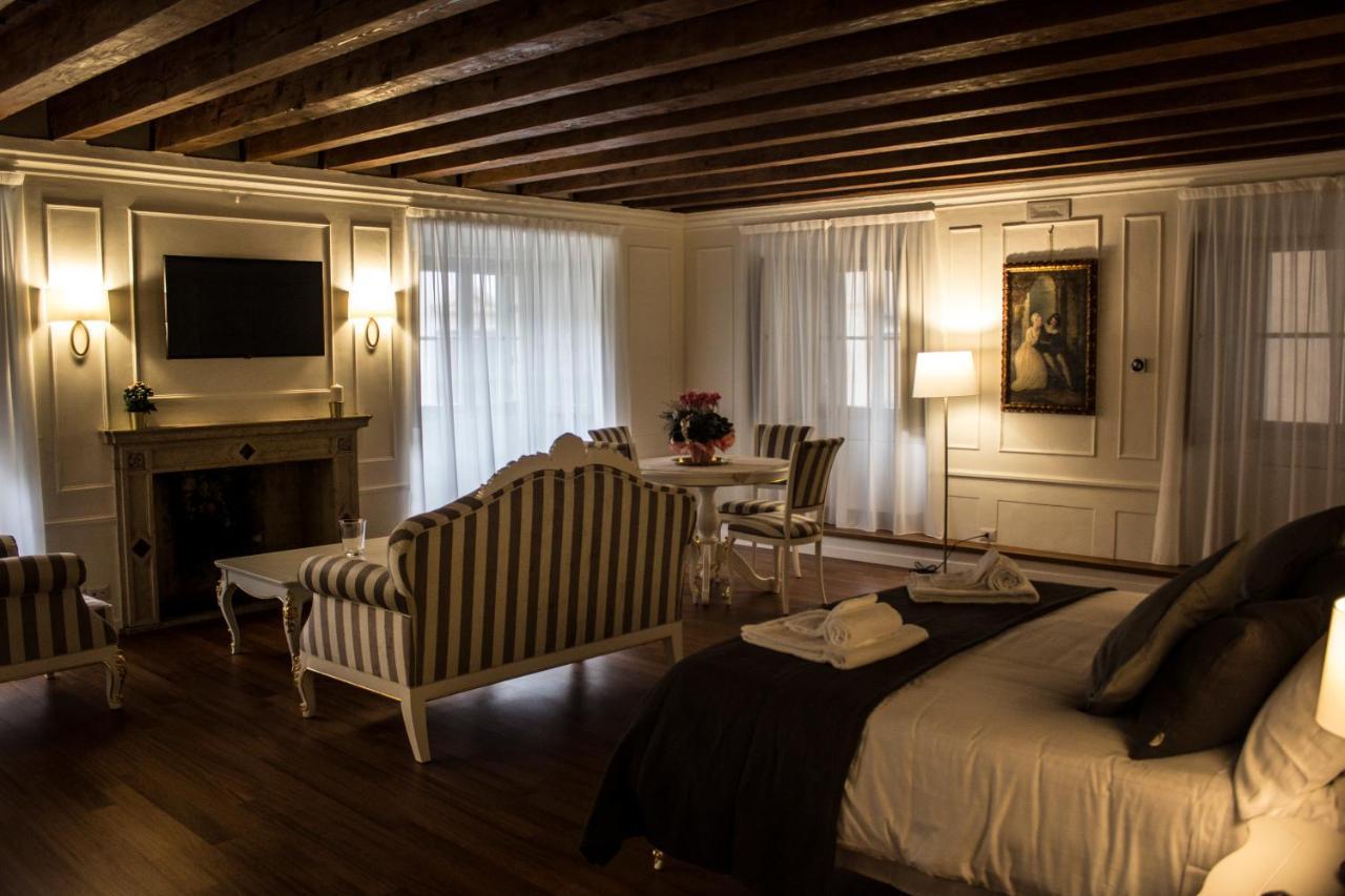 Appartamento Cavour44 - Palazzo Canossa *
