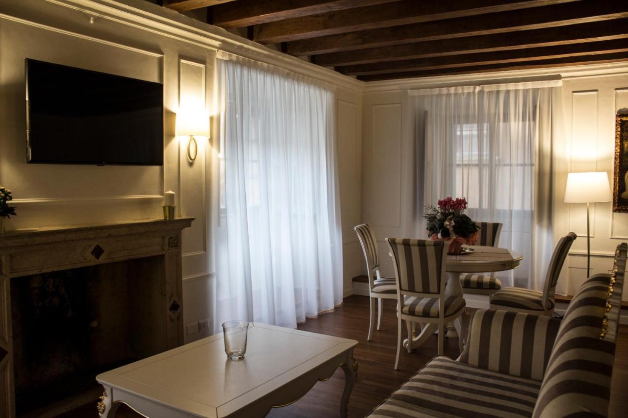 Appartamento Cavour44 - Palazzo Canossa